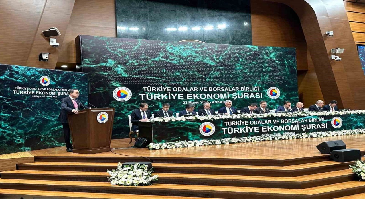 Başkan Kasapoğlu, ekonomi şurasında konuştu; Sanayici direniyor, destek şart