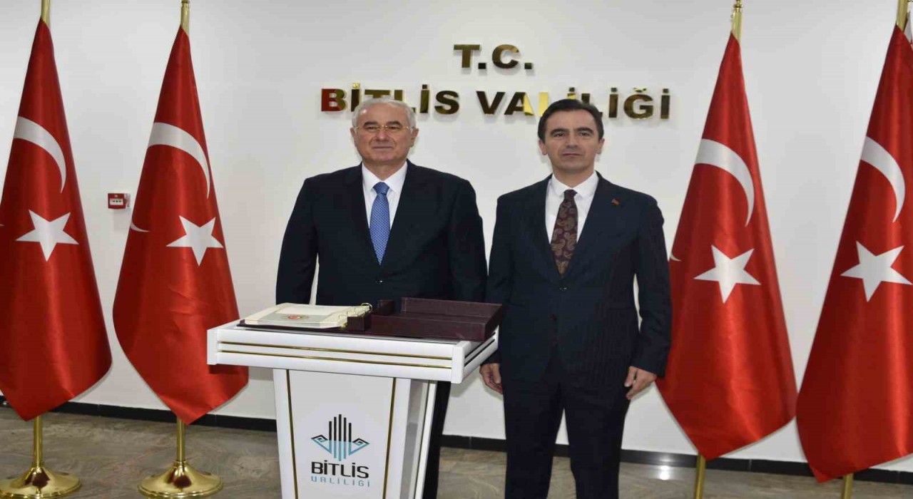 Başkan Mehmet Akarca: Kamu Denetçiliği Kurumu halkın ücretsiz avukatlığını yapıyor