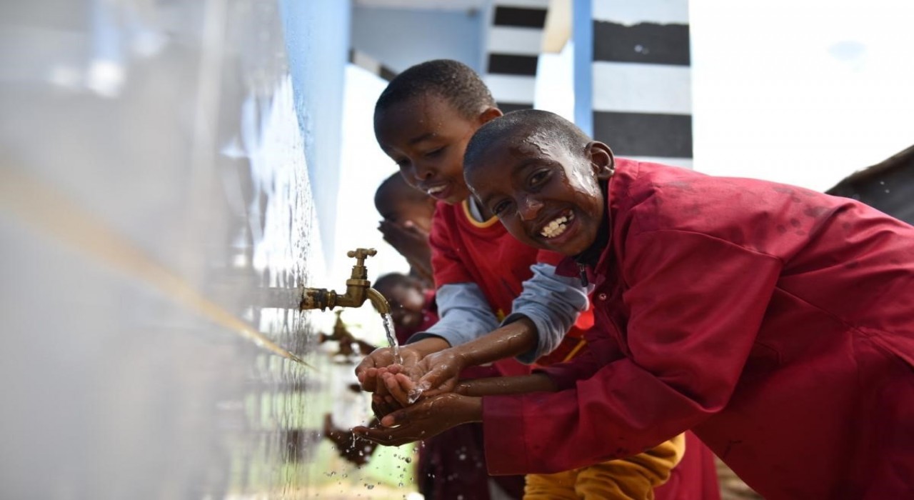 Başkan Öztürkten Türkiye Diyanet Vakfına kurban bağışı ve su kuyusu desteği