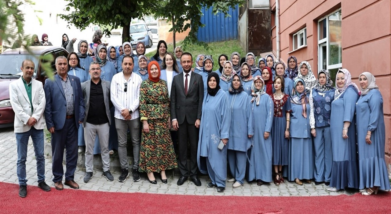 Başkan Yardımcısı Ertekinden el emeğine ziyaret