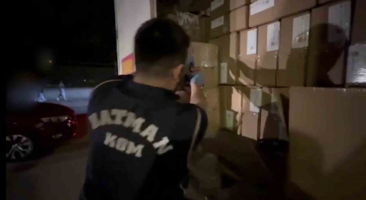 Batmanda 2 bin 100 adet kaçak elektronik sigara ele geçirildi