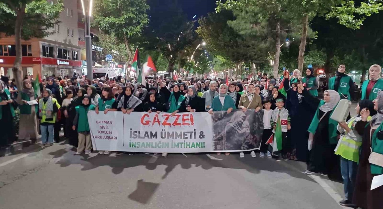 Batmanda binlerce kişi Gazze için yürüdü