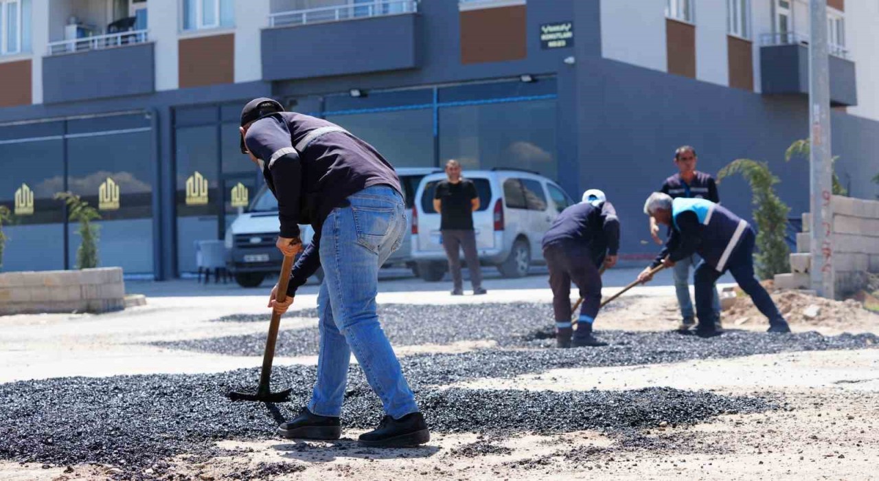 Battalgazi Belediyesinden Çamurlu ve Bulgurlu Mahallelerine asfalt hizmeti