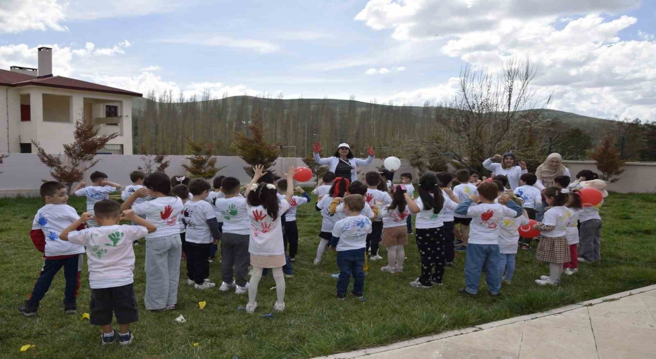 Bayburtta el hijyenine çocuklara oyunlarla anlatıldı