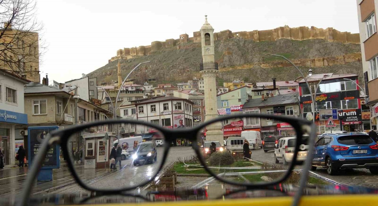 Bayburtta sağanak yağış etkili oluyor