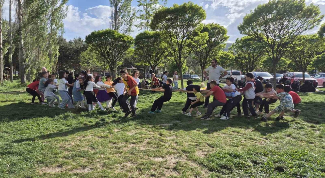 Bayburtta yıl sonu şenlikleri devam ediyor