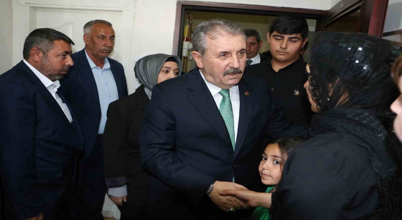 BBP Genel Başkanı Destici, Diyarbakırda taziye ziyaretine katıldı