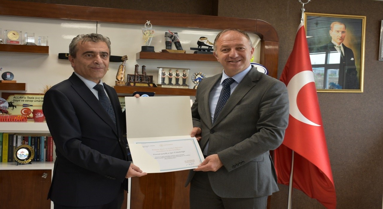 Bedirden Çakmura teşekkür sertifikası