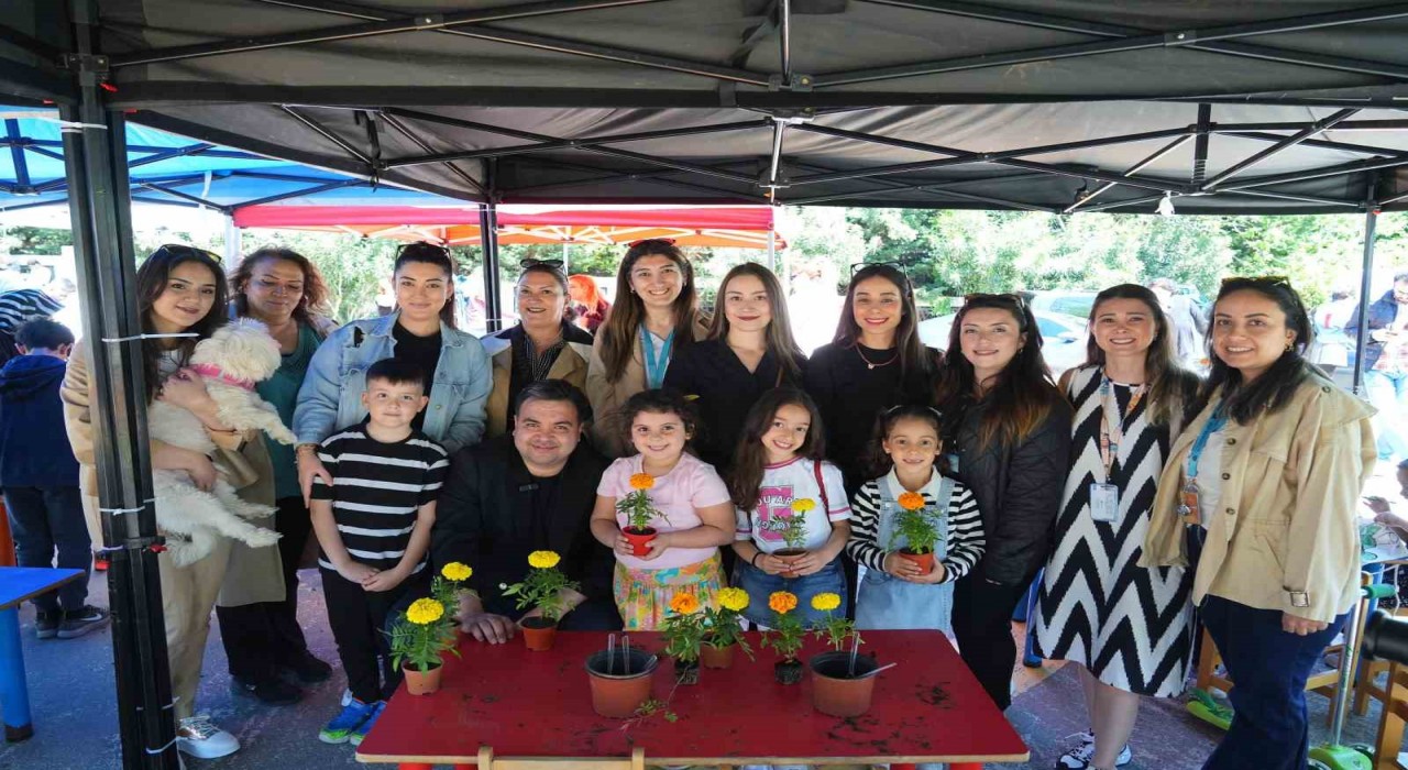 Beşiktaşta Anneler Günü renkli etkinliklerle kutlandı