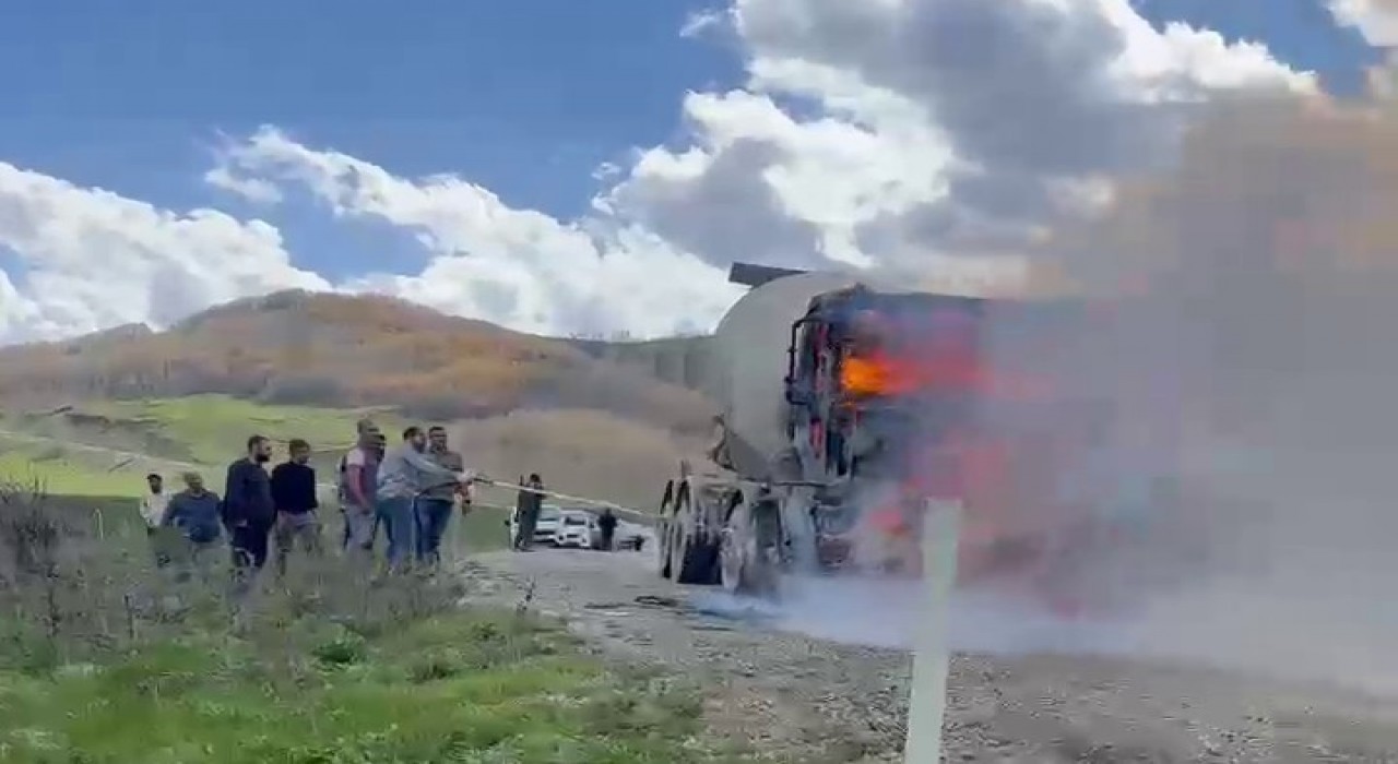 Beton mikseri alev topuna döndü