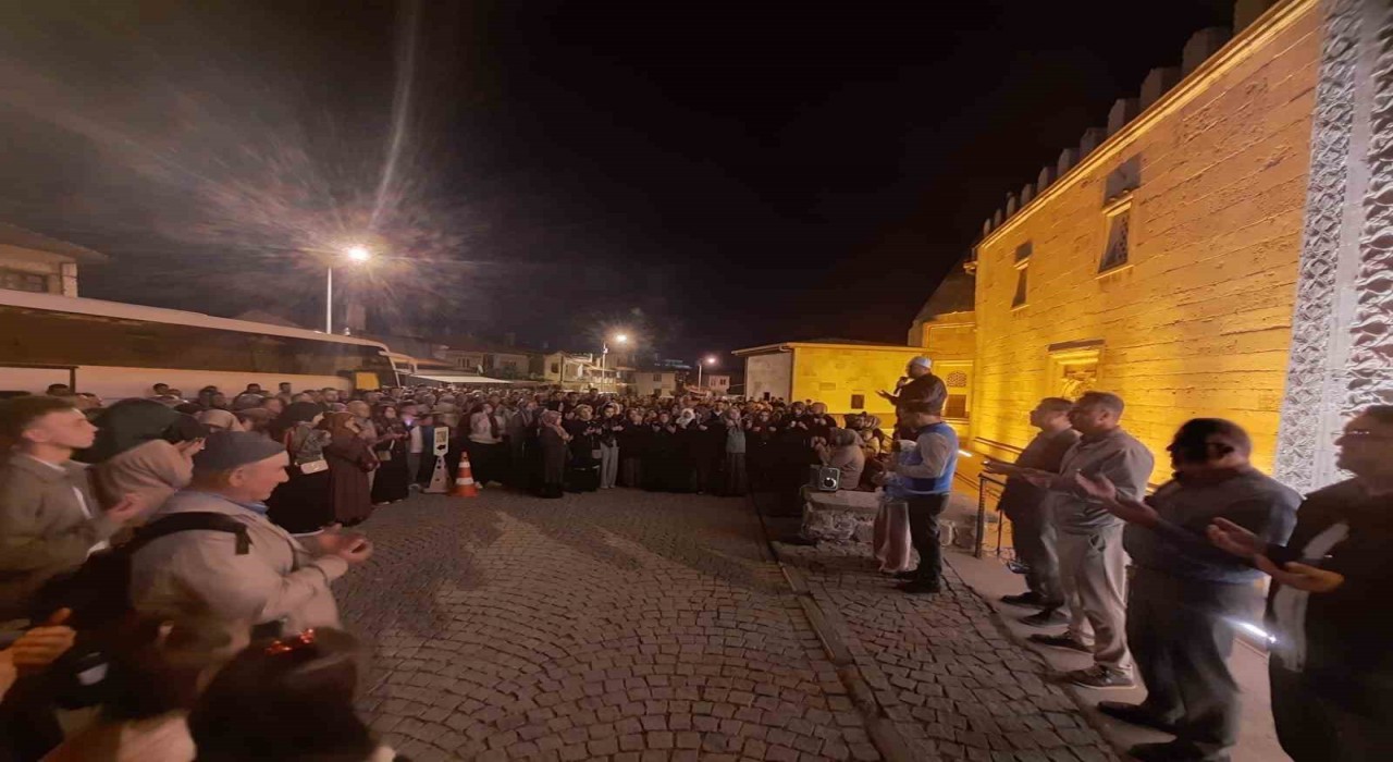 Beyşehirde mukaddes topraklara yolculuk başladı