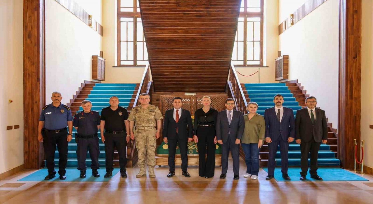 Bilecik Valisi Şefik Aygöle protokolden veda ziyareti