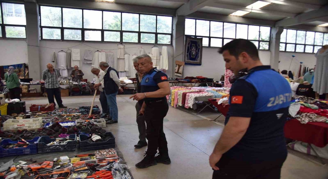 Bilecikte eski eşya pazarı halka açıldı