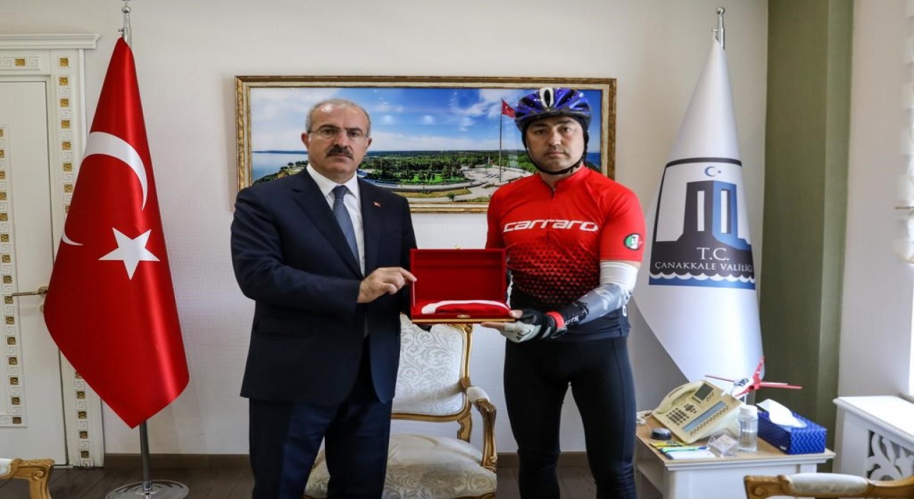 Bisikleti ile 106 yıl sonra aynı güzergahtan Türk bayrağını Samsuna ulaştıracak