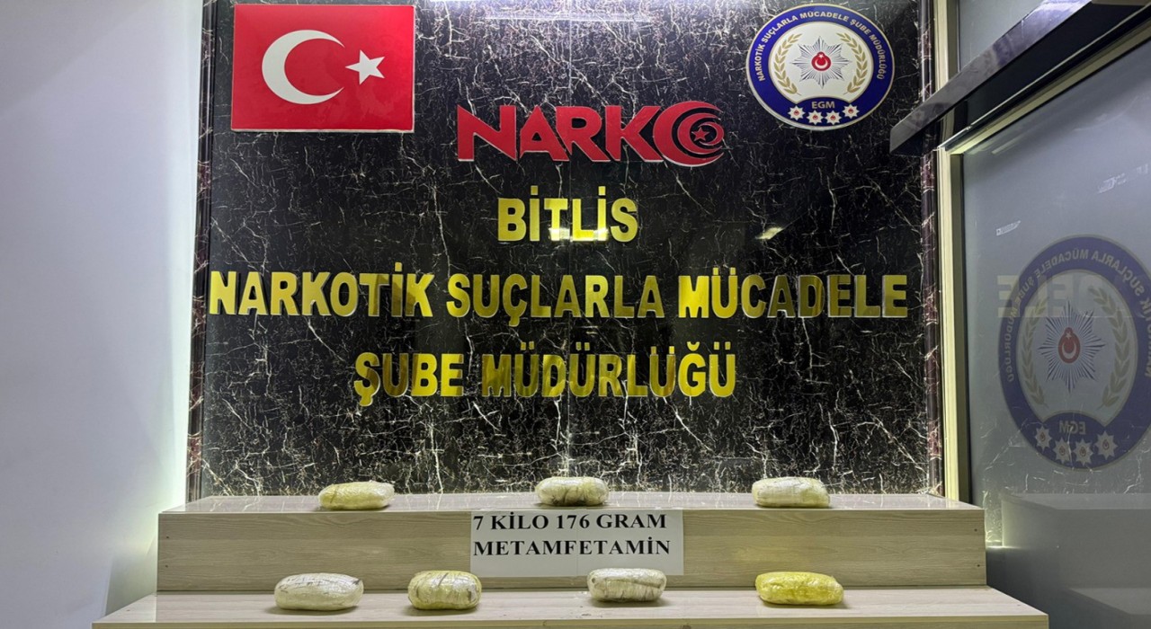 Bitliste 7 kilo 176 gram metamfetamin ele geçirildi