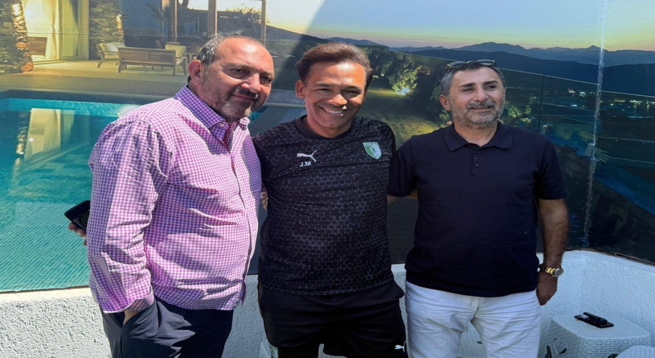 Bodrum FK Teknik Direktörü Morais: Kazanıp, şansımızı son maça taşımak istiyoruz