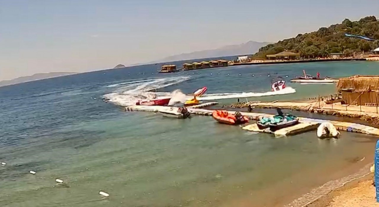 Bodrumda su sporu kazası kamerada... Deniz yatağı, sürat teknesine çarptı: 3 yaralı