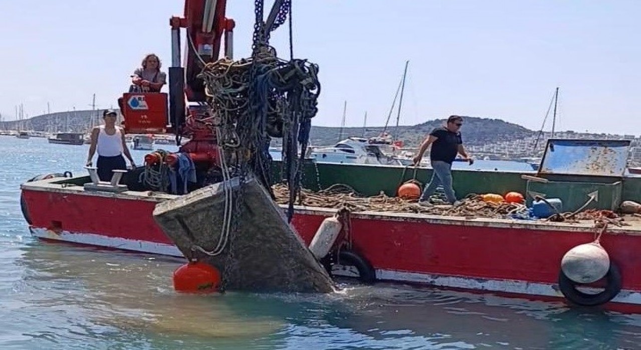 Bodrumda tonoz temizliği sürüyor