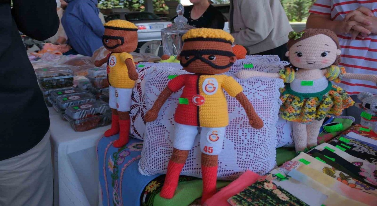 Boluda kadınlar ürettiklerini Kadın Emek Pazarında satarak ev ekonomisine destek oluyor