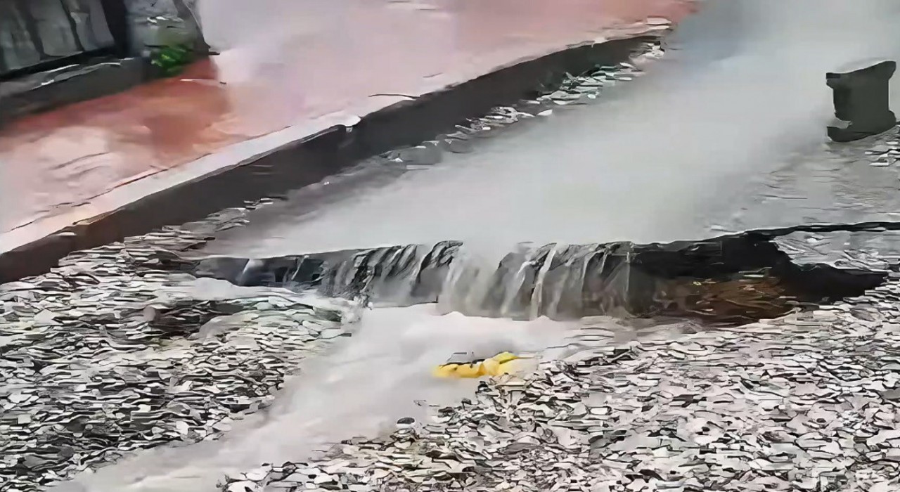 Boyabatta yol çöktü