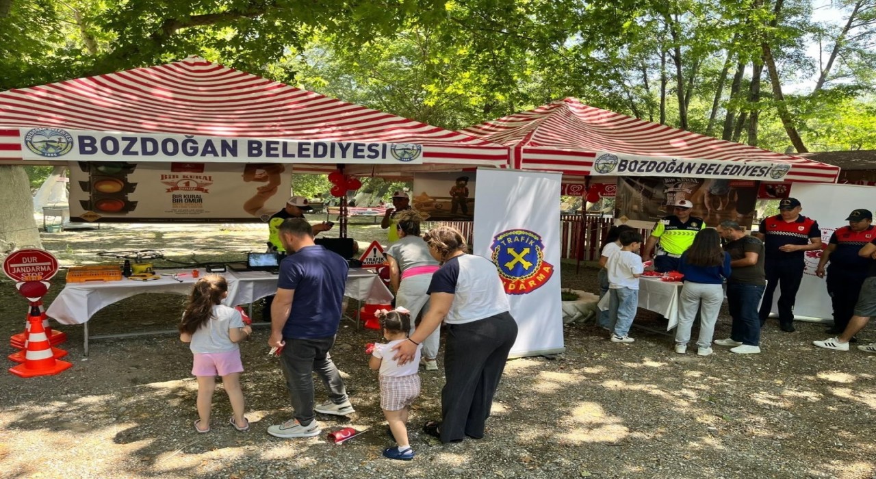 Bozdoğanda Trafik Haftası renkli kutlandı