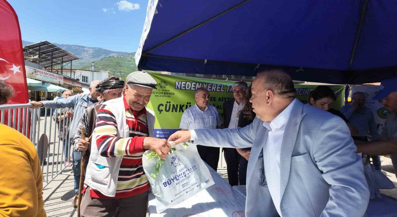 Bozdoğanda vatandaşlara 25 bin fide dağıtıldı