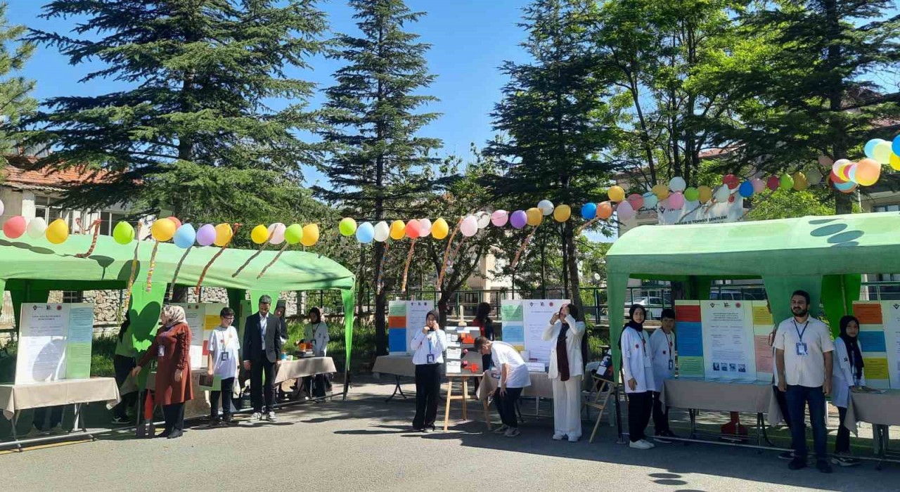 Bozkırda Bilim Fuarı açıldı