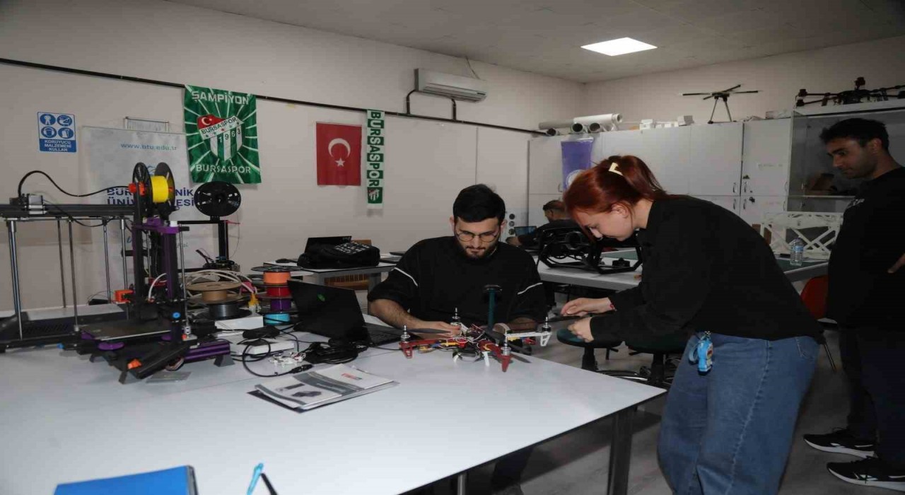 BTÜlü gençler TEKNOFESTe damga vurmaya hazırlanıyor