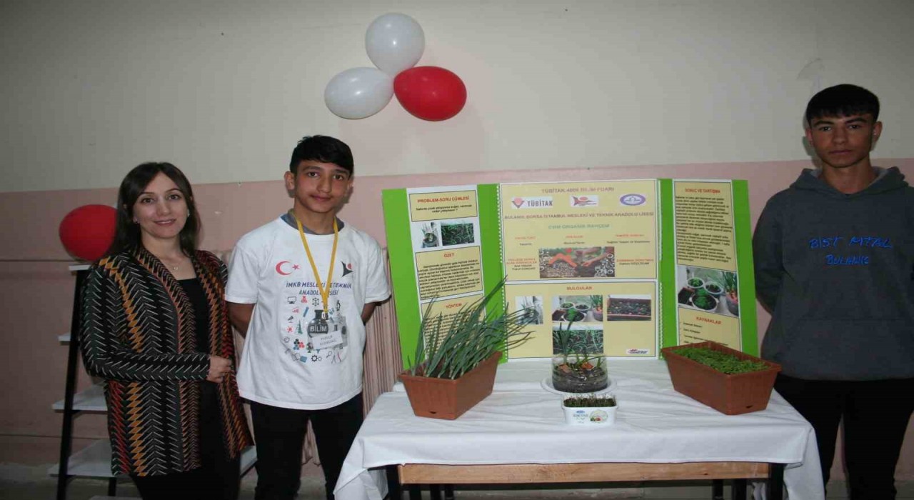 Bulanıkta TÜBİTAK Bilim Fuarı sergisi