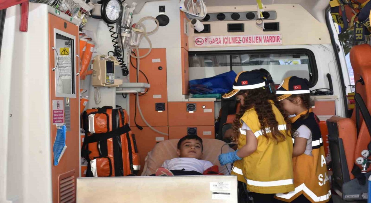 Burdurda Sağlıklı çocuk, sağlıklı gelecek protokolü ile minikler için sağlıkta yeni dönem başladı