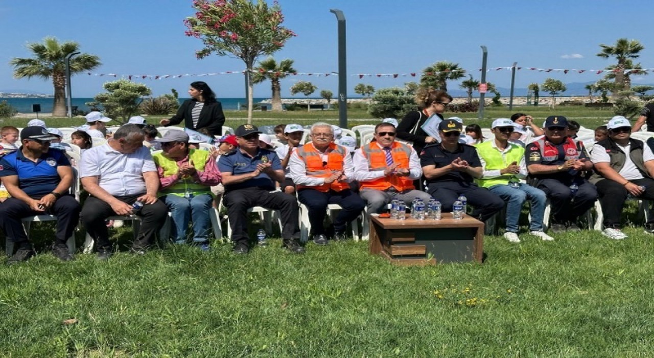 Burhaniye de Çevre Günü etkinliği düzenlendi