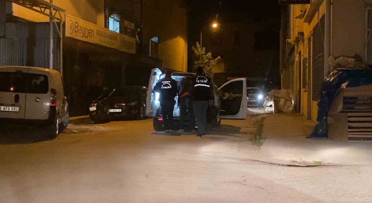 Bursada alacak-verecek kavgası: 2 yaralı