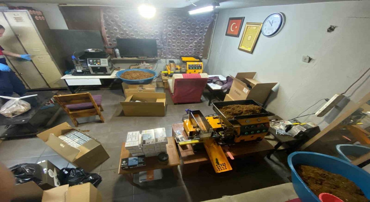 Bursada kaçak sigara operasyonu: 4 gözaltı