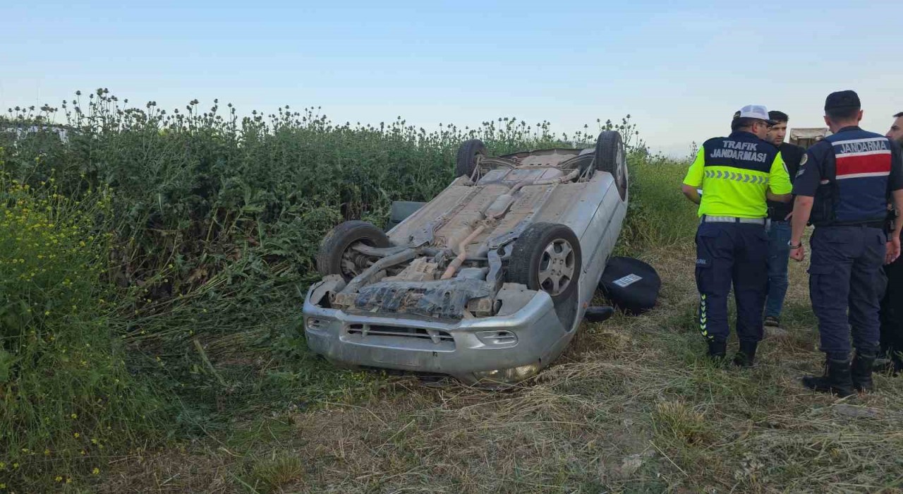 Bursada kontrolden çıktı, şarampole yuvarlandı: 5 yaralı