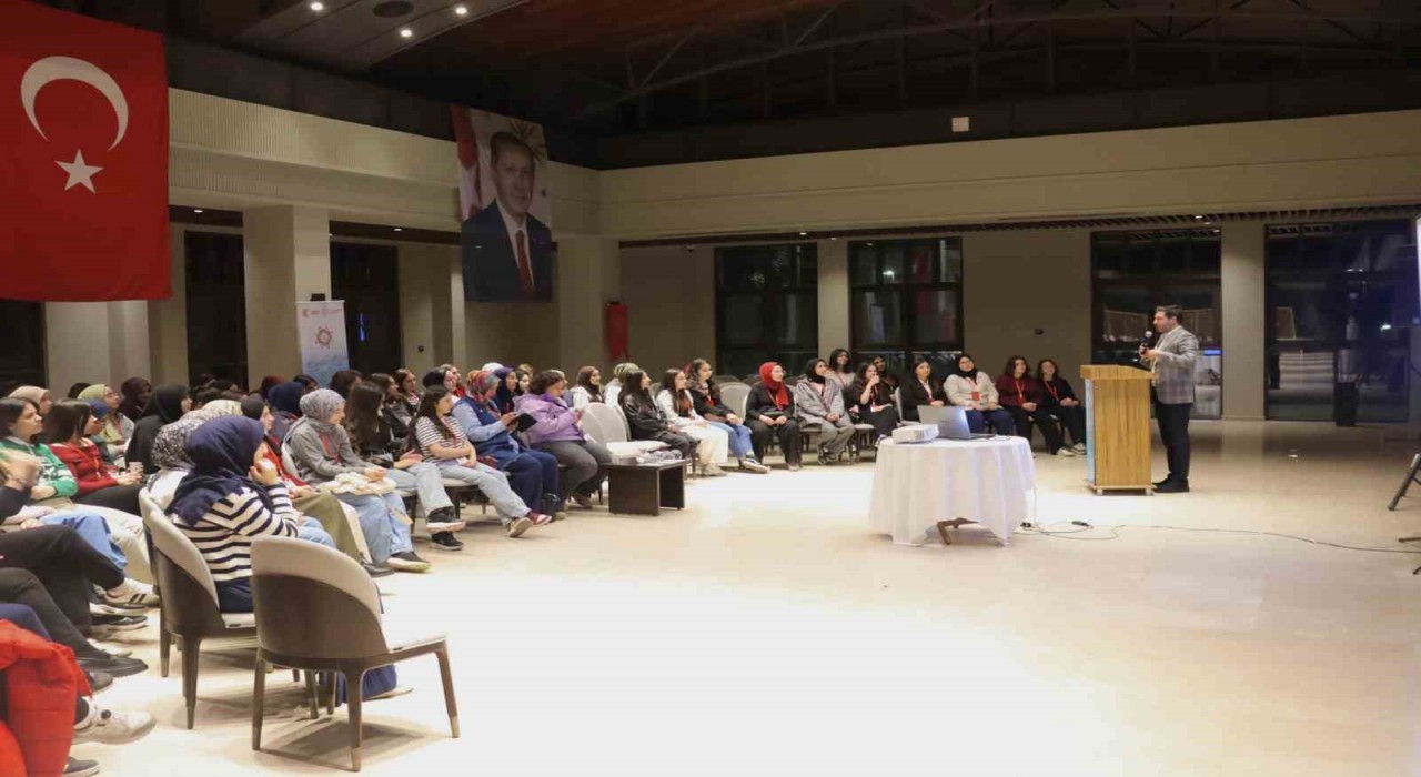 Bursalı gençler, Cumhurbaşkanlığı Ahlat Külliyesinde