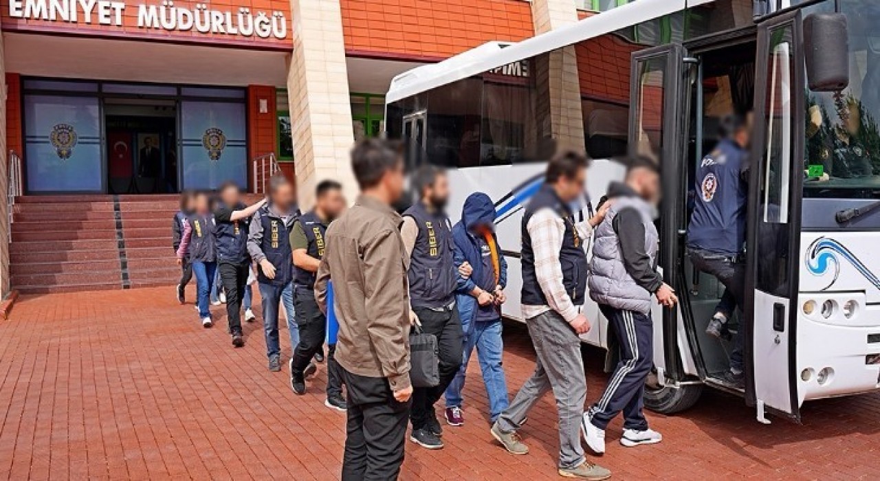 Büyü Bozacağız deyip dolandırıcılık yapan 7 şüpheli gözaltına alındı