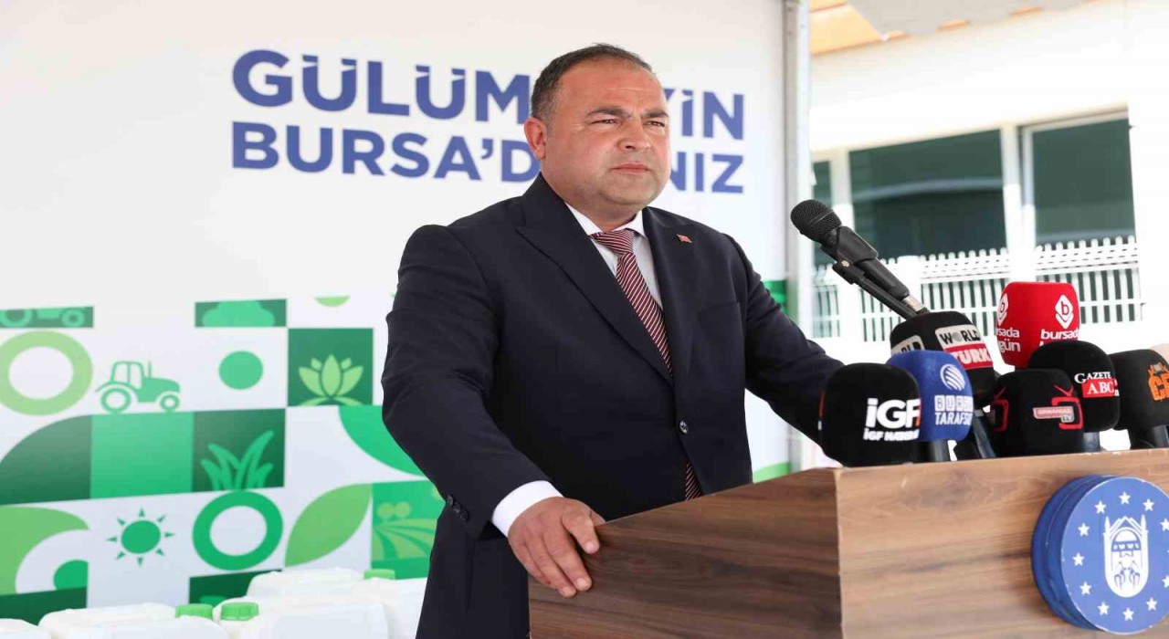 Büyükşehirden Dünya Çiftçiler Gününde üreticilere destek