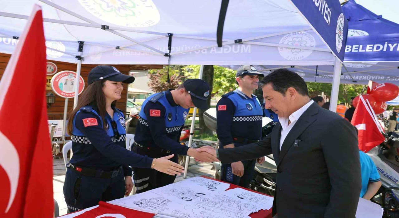 Büyükşehirden güvenli trafik için farkındalık etkinlikleri