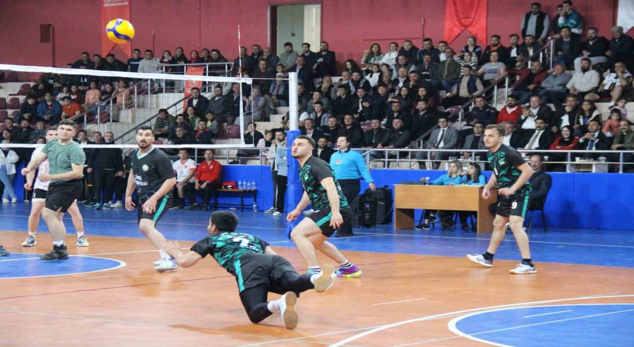 Çalda filenin şampiyonu belli oldu
