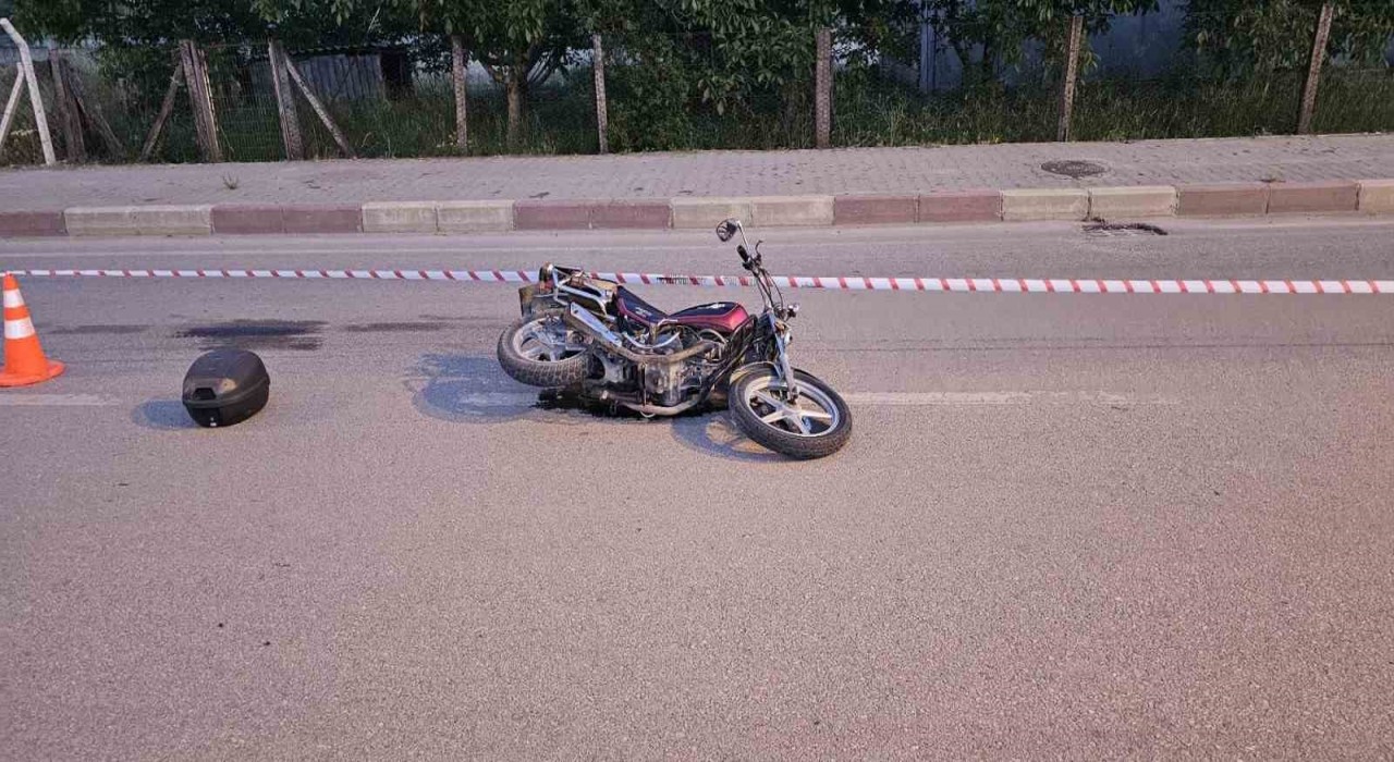 Çanakkalede 19 yaşındaki genç, motosiklet kazasında hayatını kaybetti