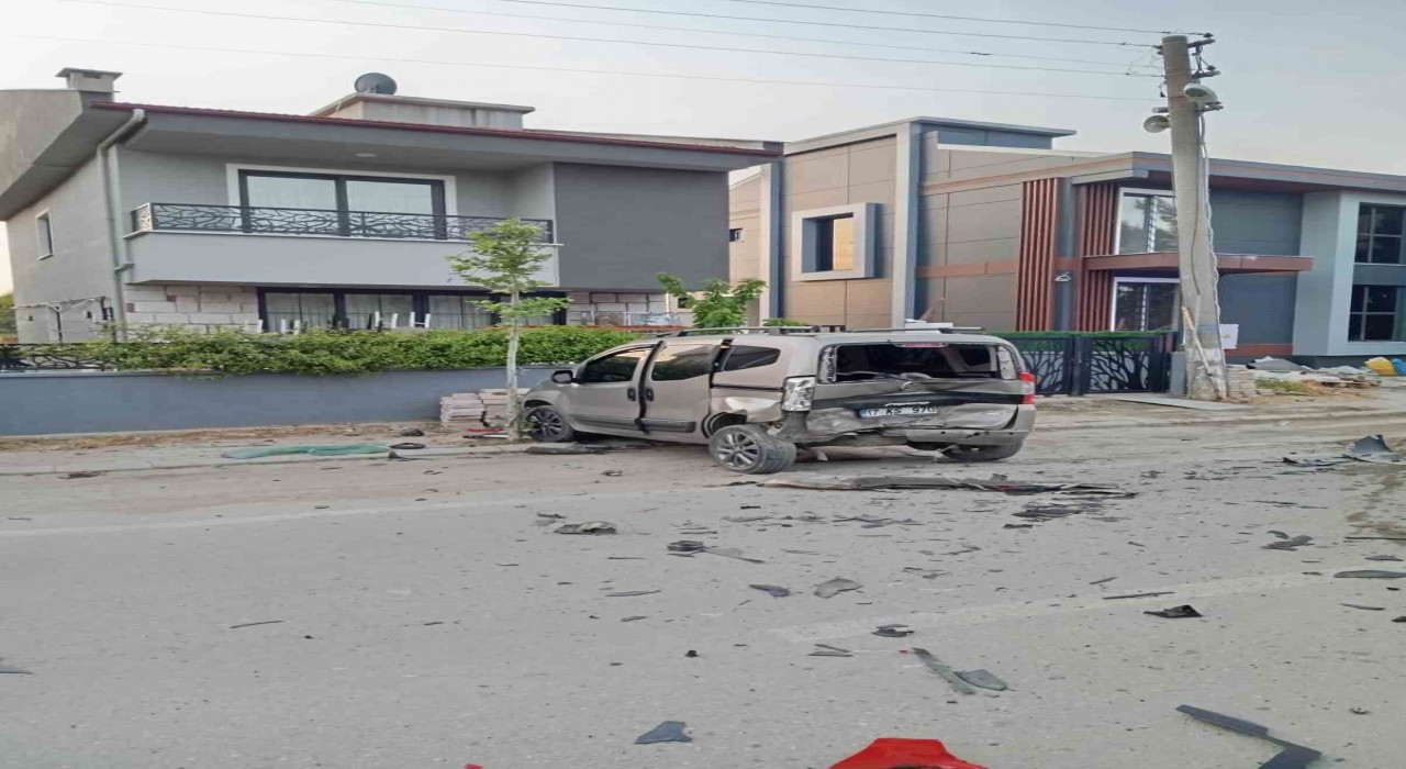Çanakkalede trafik kazası: 2 yaralı