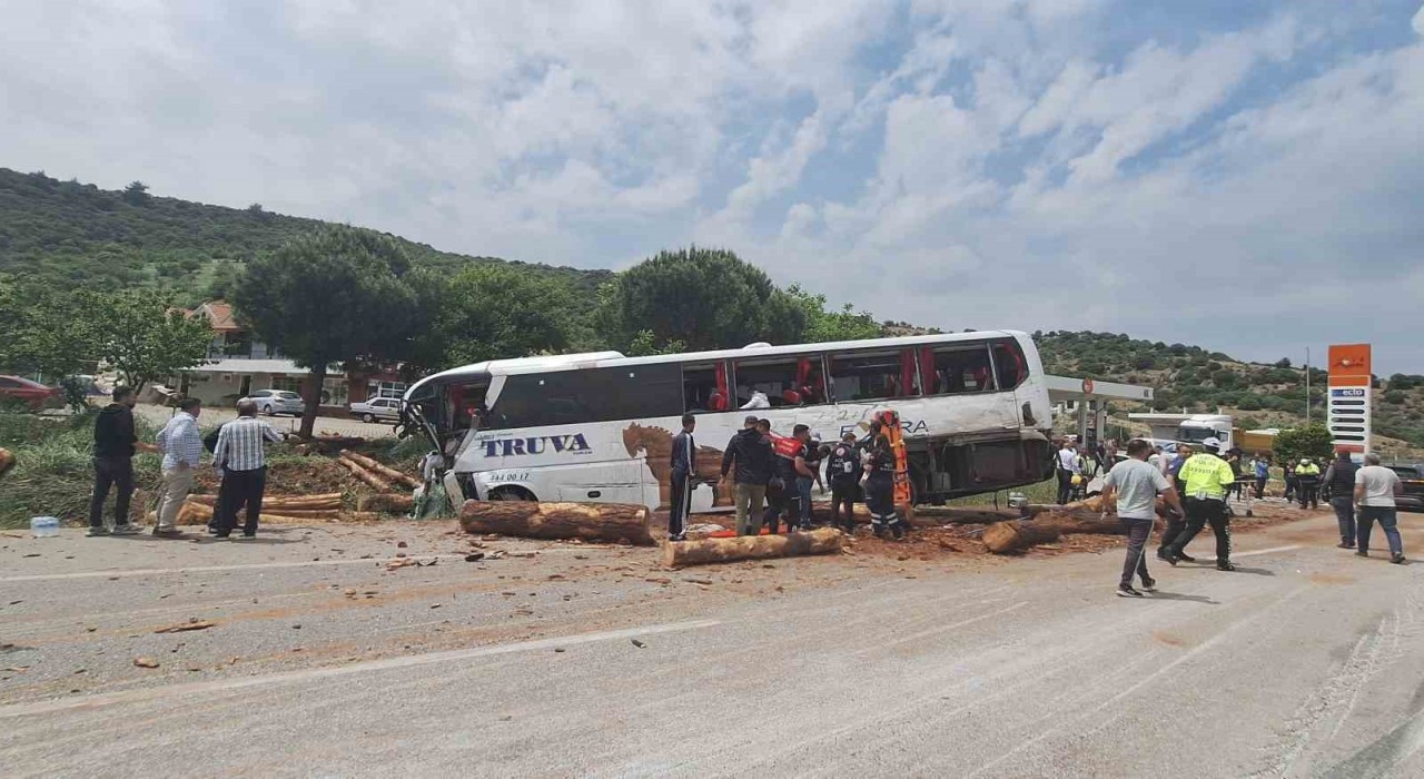 Çanakkaledeki otobüs kazasında ölenlerin kimlikleri belli oldu