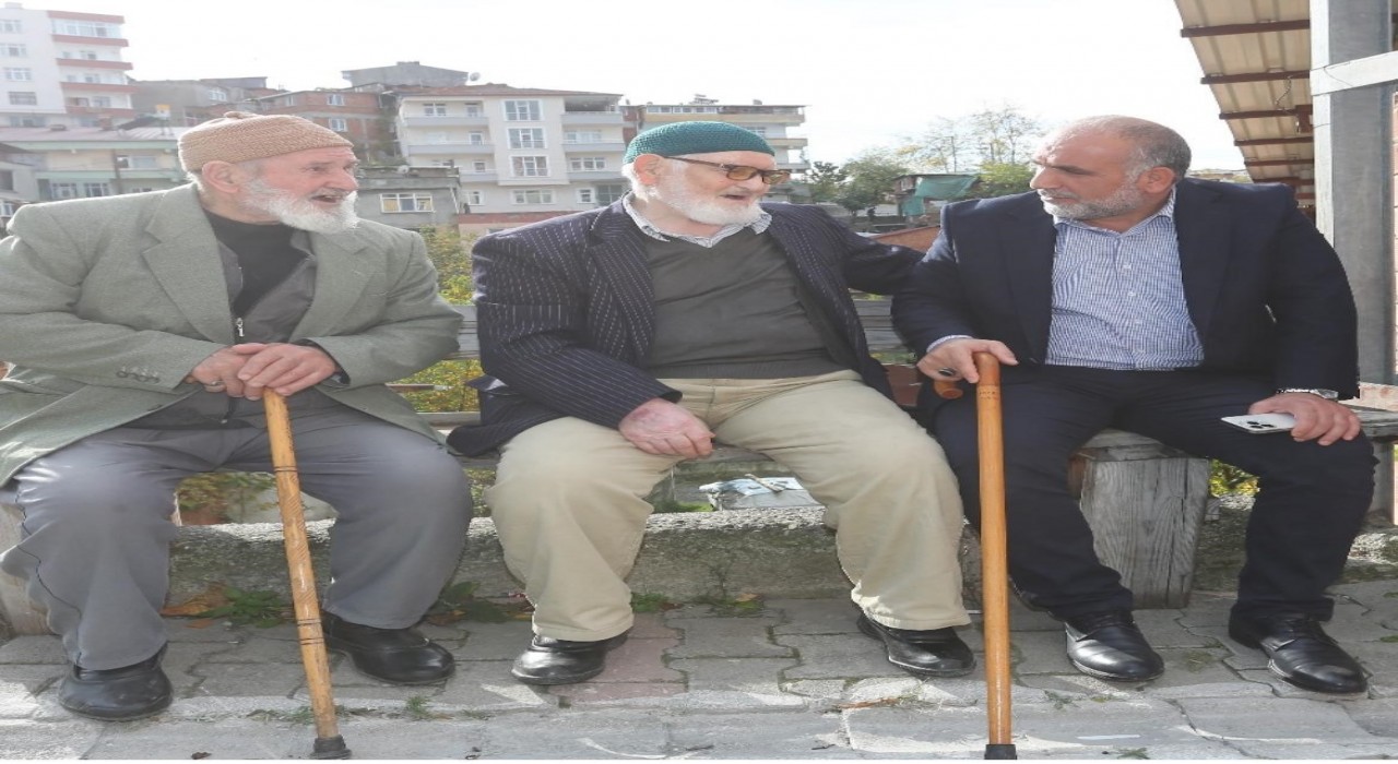 Canik Belediyesinden emeklilere destek