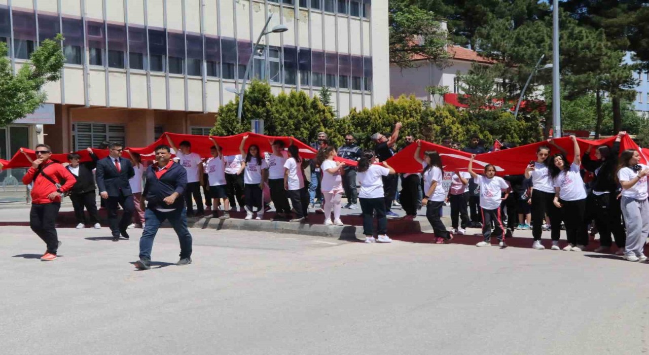 Çankırıda gençler 19 Mayıs için yürüdü