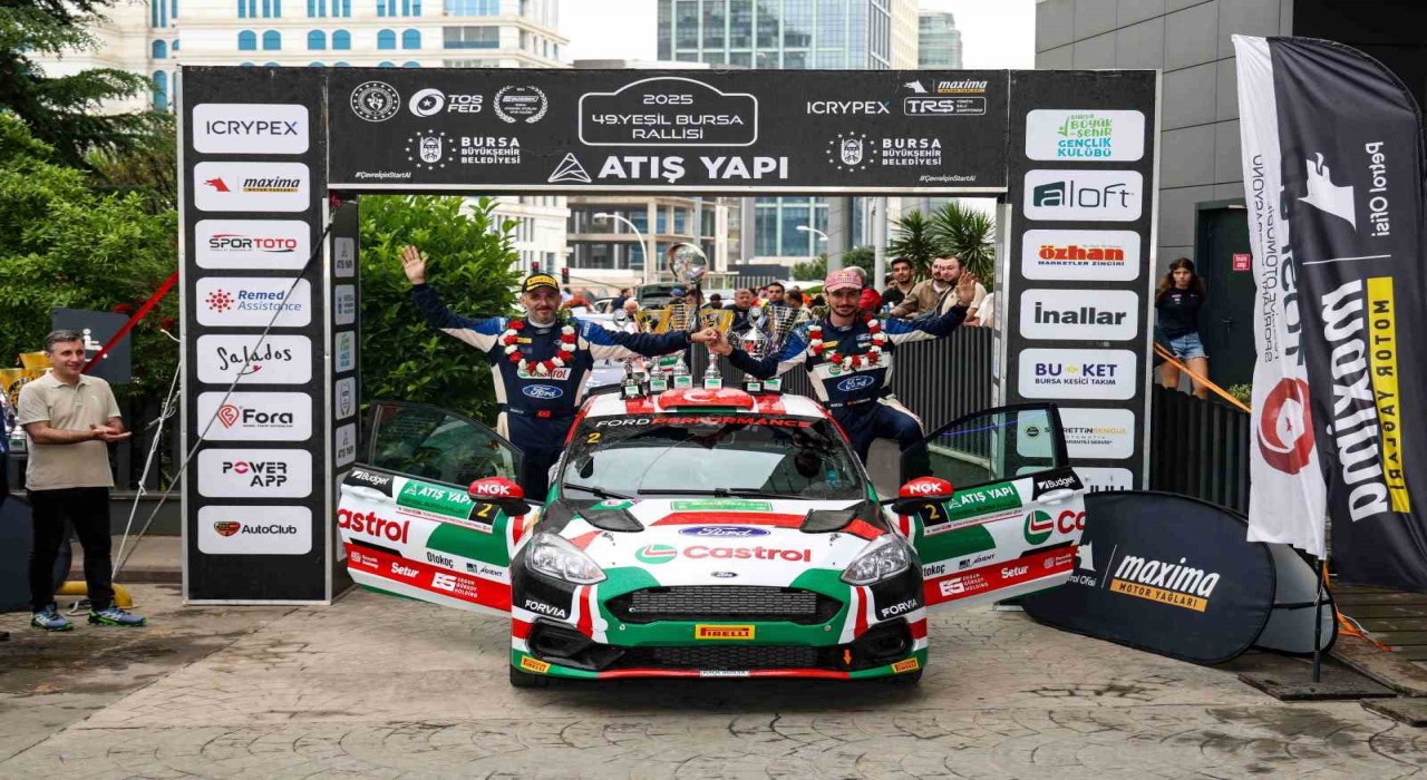Castrol Ford Team Türkiye, Yeşil Bursa Rallisinde Markalar Kupasını kazandı