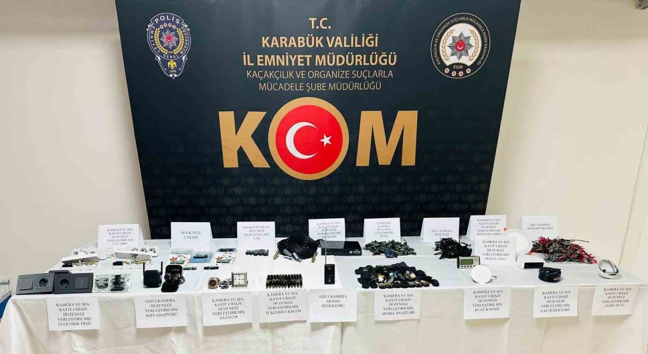 Casus kamera ile Karabükten Türkiyeyi izleyip, 55 bin görüntü toplamış