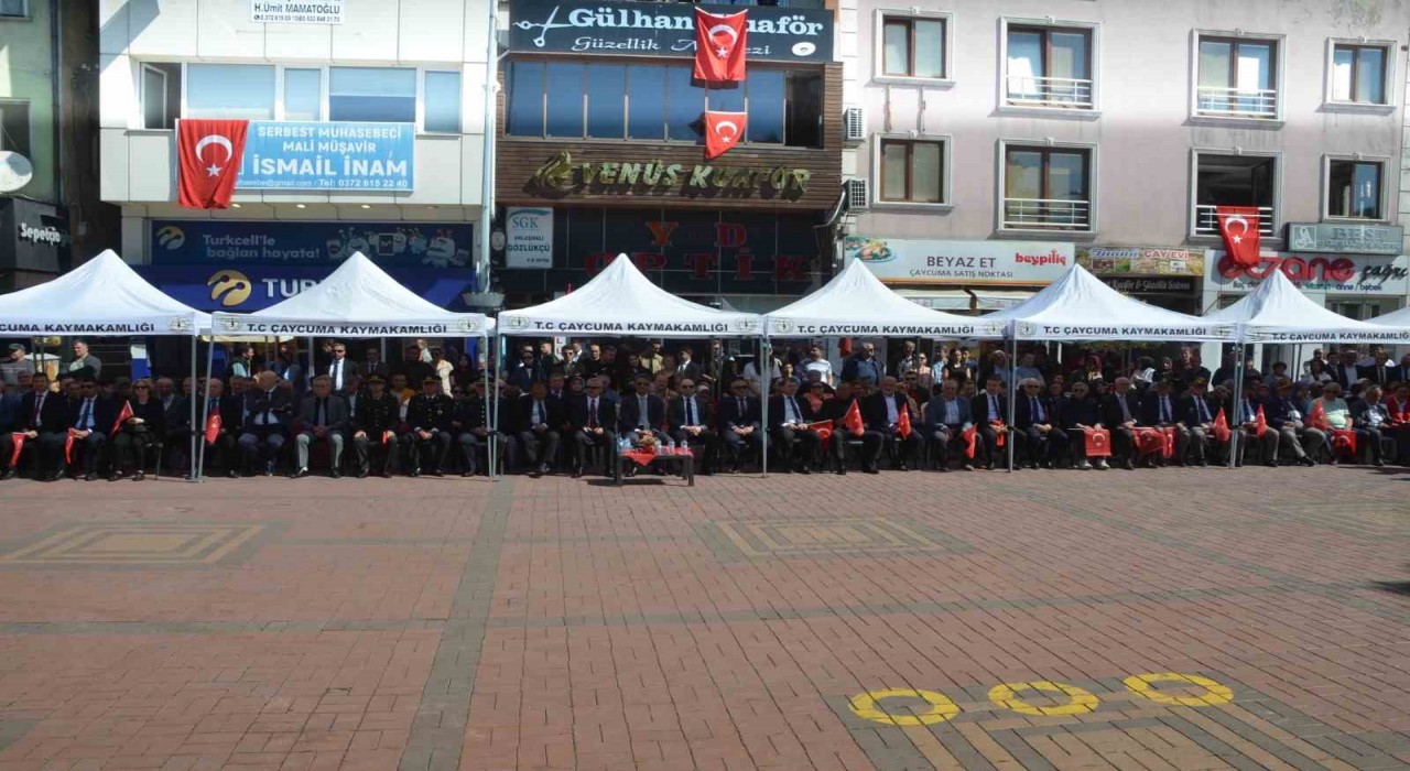 Çaycumada 19 Mayıs coşkusu