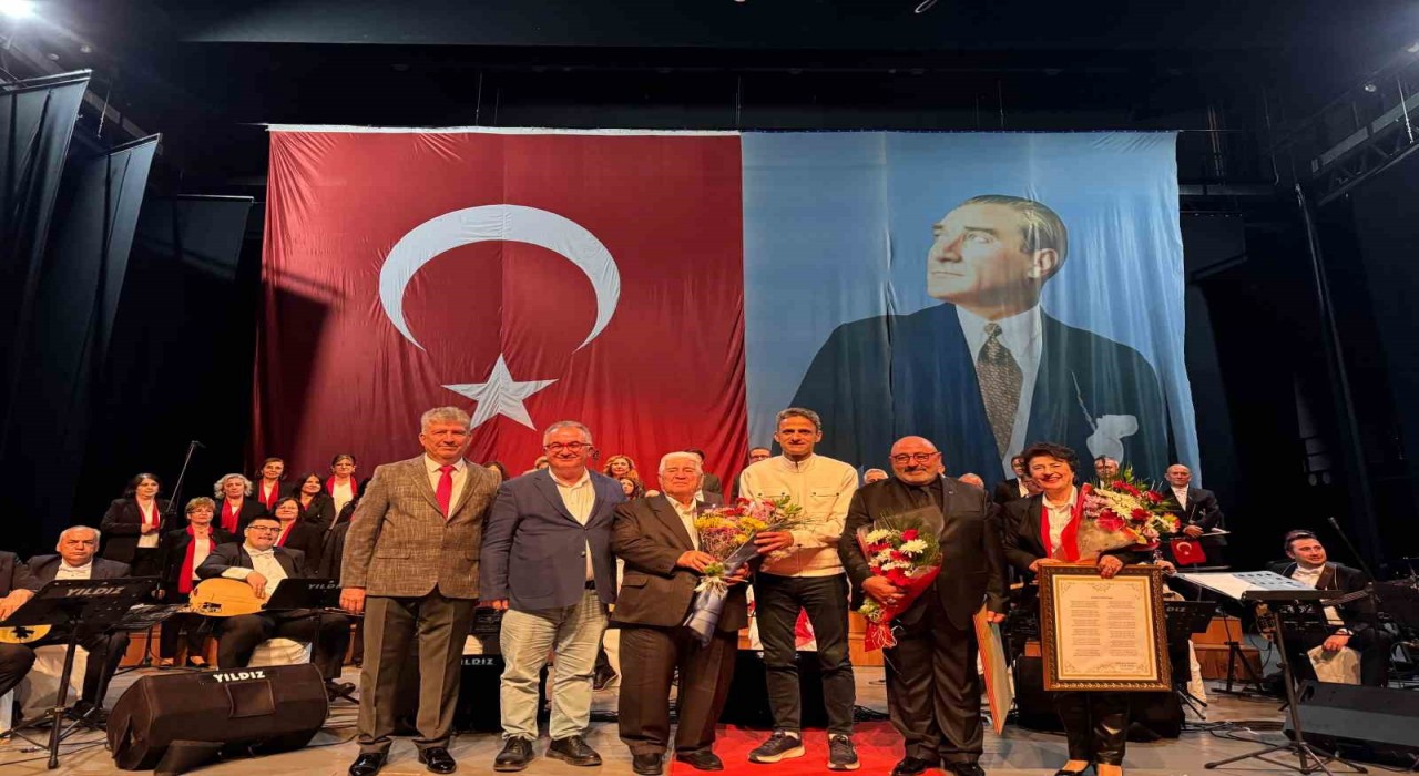 Çaycumada Bizden Bize Türküler konseri yapıldı