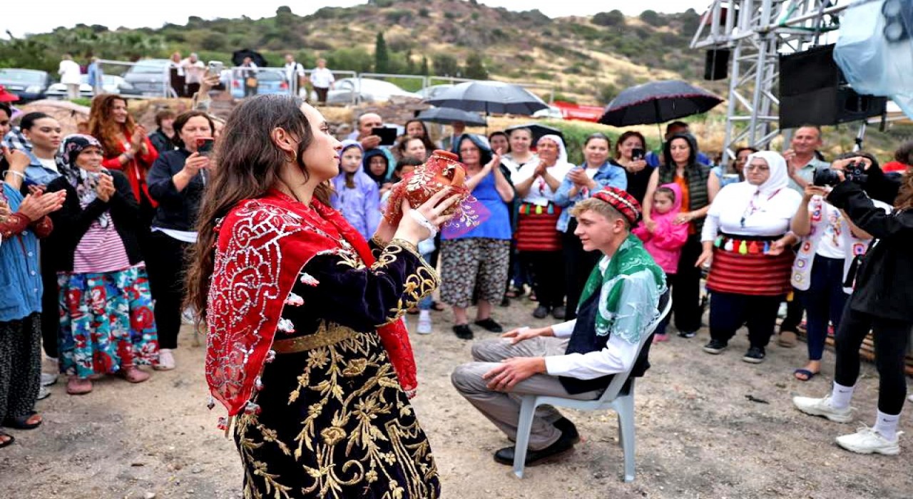 Çeşme Ildırda Mübadil Buluşmaları ile geçmişe yolculuk