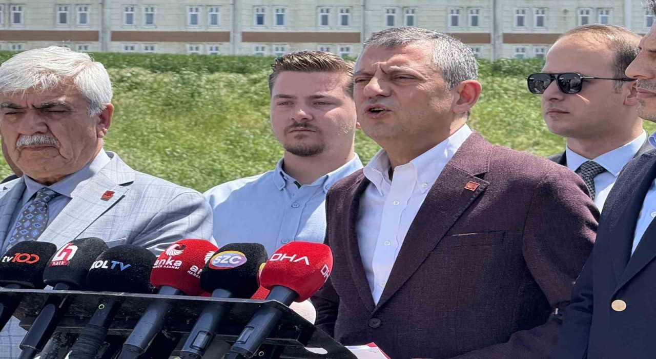 CHP Genel Başkanı Özelden İmamoğlunun X hesabının engellemesine ilişkin yorum